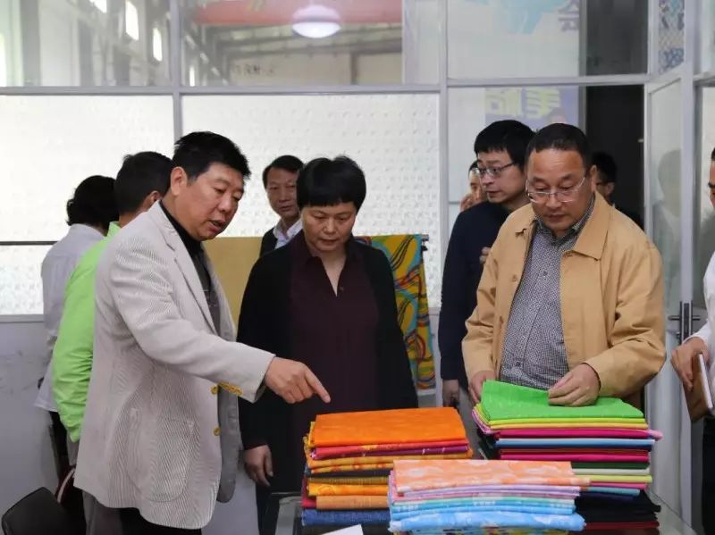 Xu Ruijun، مدیر بخش صنعت اینترنت اشیاء کمیسیون اقتصادی و فناوری اطلاعات شهرداری هانگژو، از Meige بازدید و راهنمایی کرد.